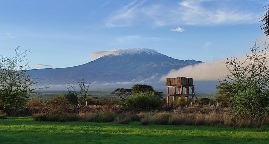 Aa Lodge Amboseli Zewnętrze zdjęcie